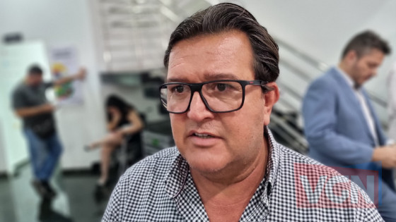 Secretário minimizou a polêmica envolvendo as cores da nova logomarca da gestão de Moretti