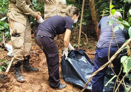 Três corpos são encontrados em cemitério clandestino em Rondonópolis 