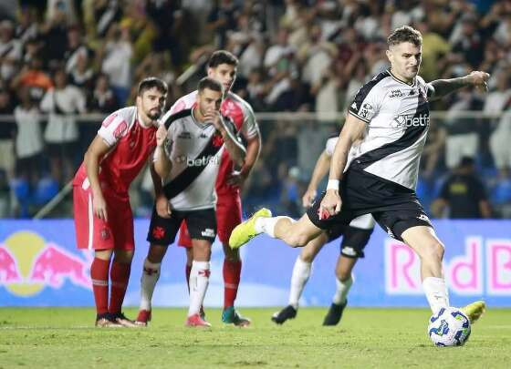 União dá adeus à Copa do Brasil após derrota por 3 a 0 para o Vasco