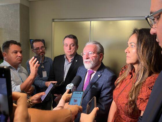 presidente do Conselho Nacional de Medicina, José Hiran da Silva Gallo