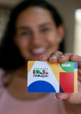 Bolsa Família de julho começa a ser pago hoje