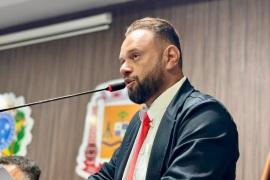 Vereador manda prefeita chamar Mauro Mendes para governar VG
