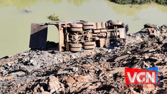 Garimpeiro morre soterrado após tombamento de caminhão 