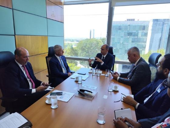 Brasil discute com Illy Caffè parcerias para impulsionar café regenerativo no mercado internacional
