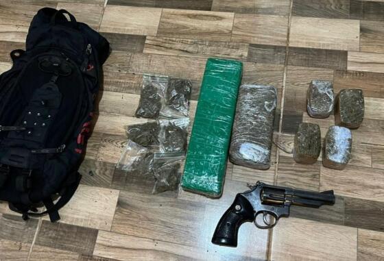 Com 21 passagens, jovem é morto em confronto com PM