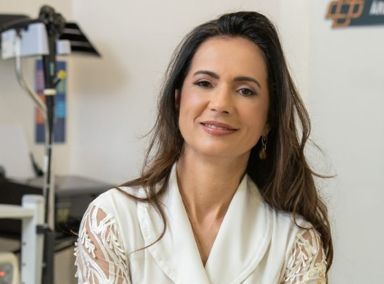  Dra. Nívea Santos*