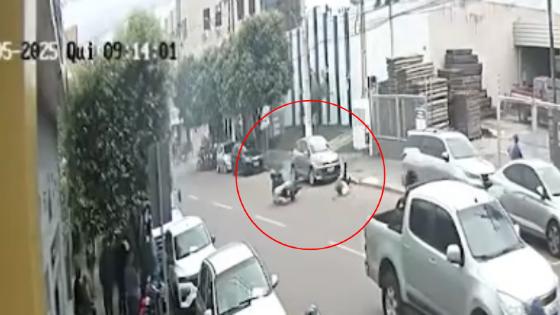 Vídeo mostra mulher sendo atropelada por motociclista em fuga.