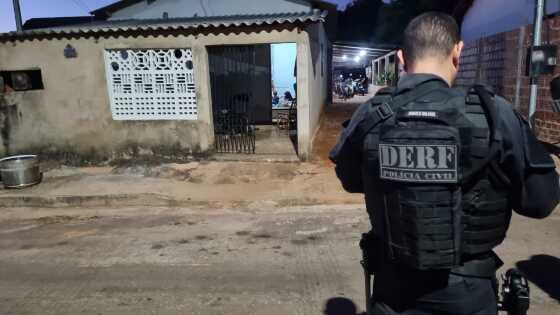 Operação mira grupo criminoso que cobrava "pedágio" de comerciantes