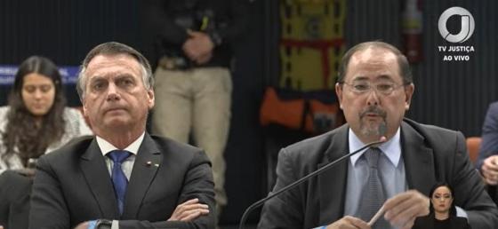 Bolsonaro buscava fraude nas urnas e recebeu pressões de empresários, diz Cid