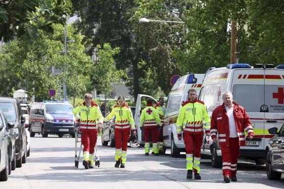 Ataque a tiros em escola deixa 10 mortos; atirador era ex-aluno