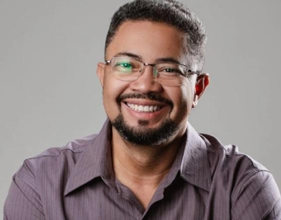 Prefeito de Poconé “pega carona” e fecha contrato de R$ 1,5 milhão para perfuração de poços