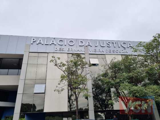 Servidor mantido por liminares há 16 anos é desligado do Judiciário