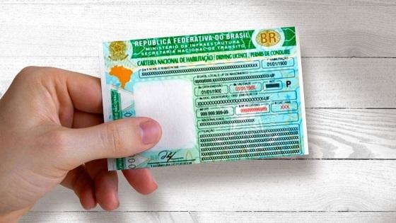 Multas de trânsito vão ajudar a pagar CNH para população de baixa renda