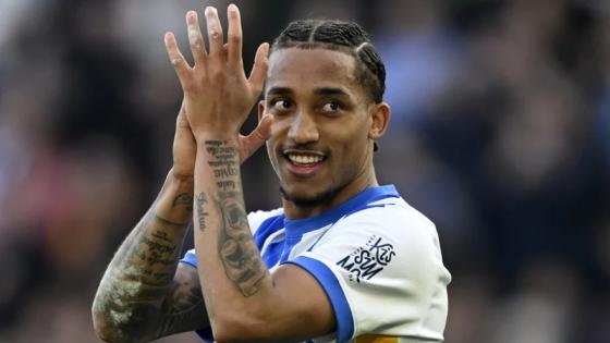 João Pedro chega aos EUA para assinar com Chelsea.