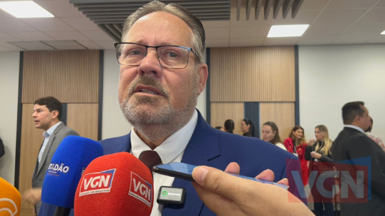 Secretário de Saúde diz que não será “figurante” em chapa e pode trocar de partido para disputar eleições de 2026