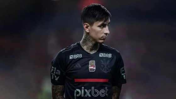 Pulgar é operado no Chile e retorna ao Flamengo em duas semanas.