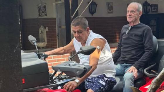 Ney Matogrosso dá rolê na garupa de Zeca Pagodinho 