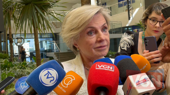 Senadora defenda freio no STF e chama Eduardo Bolsonaro de “moleque”
