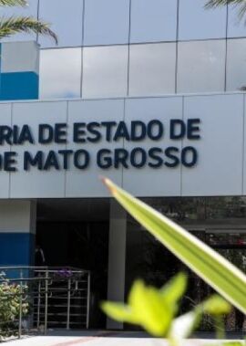 Justiça confirma fraude e manda afastar médico 