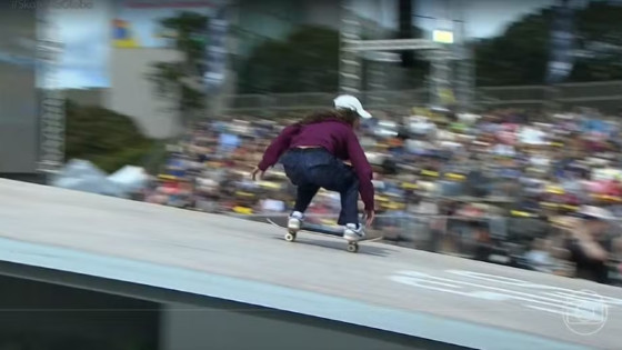 Rayssa Leal sobra na pista e vence etapa da SLS.
