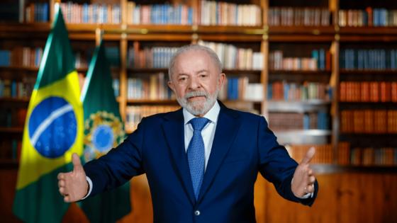 Presidente crítica políticos brasileiros após tarifaço dos EUA: “Traidores da pátria”.