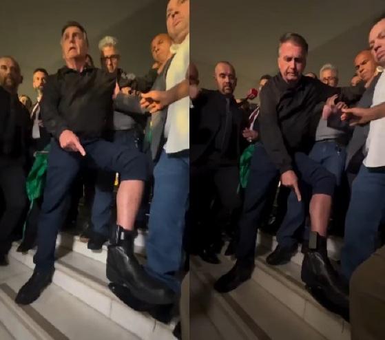 Com tornozeleira no pé, Bolsonaro diz que só respeita “a lei de Deus”