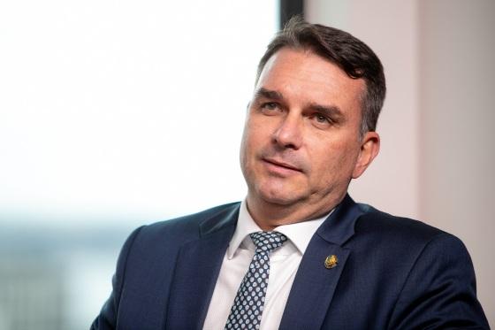 Pedido de impeachment acusa Moraes de “censura” e “violação ao Estado de Direito”