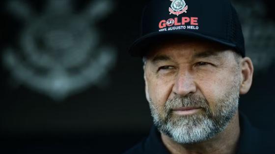 Presidente afastado do Corinthians diz que não renunciará.