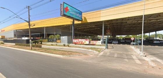 Rede deverá pagar R$ 10 mil por danos morais e R$ 836 em prejuízos após cliente ter carro arrombado 