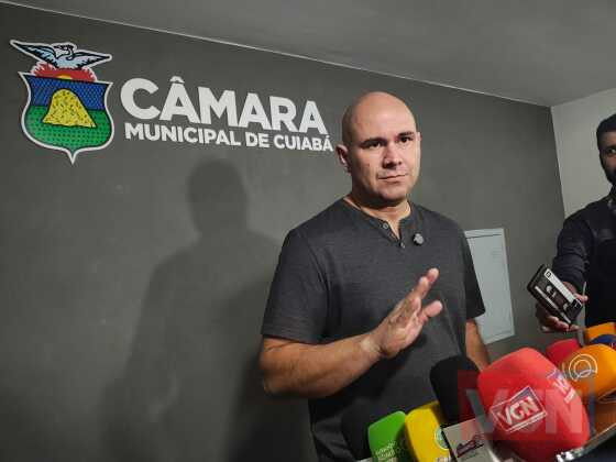 Prefeito sugere que Emanuel usou emendas para quitar dívidas: "Endividado com outras obrigações"